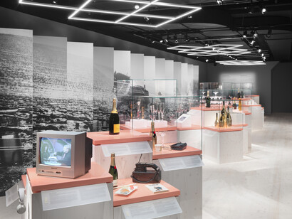 Champagne! Courtesy of Spritmuseum