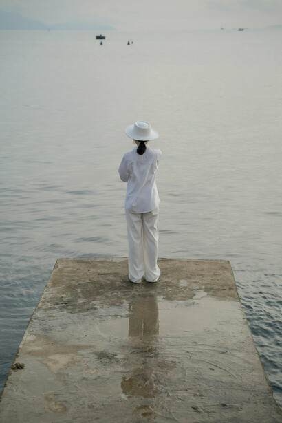 Quando eu completei dezoito anos os trinta pareciam distantes. E eu tinha certeza que a minha vida estaria resolvida e não precisaria mais me preocupar com muitas coisas