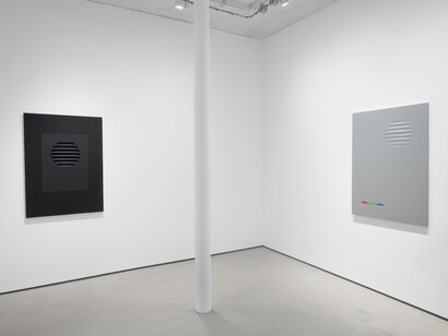 Manuel Alvess, High surveillance, exhibition view. Courtesy of Galerie Jocelyn Wolff 