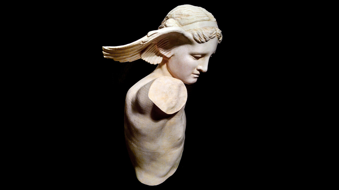 Escultura del dios griego del sueño, Hypnos