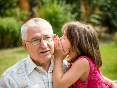 Gli anziani e l'udito
