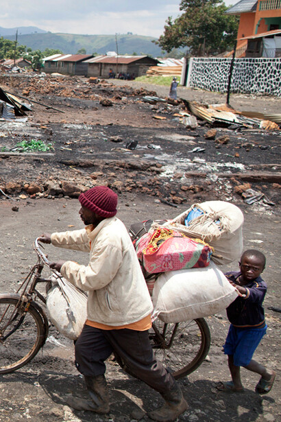 Refugiados regresando a Kitshanga luego de la guerra, República Democrática del Congo, 2013