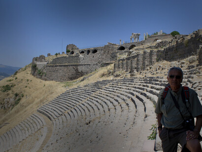 Teatro del periodo ellenista, poteva contenere 10.000 spettatori, Pergamo, Acropoli, Misia, Turchia
