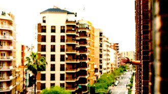 Lo bueno del coronavirus: aplausos en las ventanas