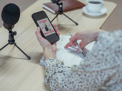 Valorize o conteúdo sobre a pessoa e promova um debate saudável baseado em argumentos sólidos, não em autoridade superficial. Participe dessa jornada rumo ao conhecimento e à compreensão mútua