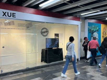 Experience the dynamic fusion of cultures at the Mexico-China Performance Day, where Chinese and national artists captivated audiences with their creative proposals, works, and projects, documented beautifully by @MetroCDMX