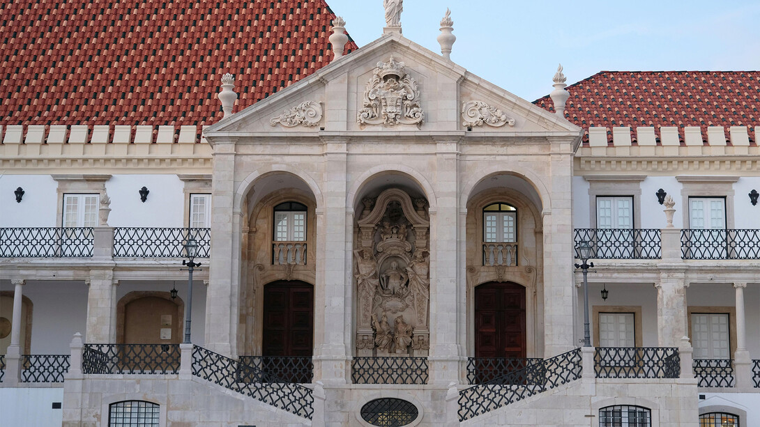 Universidade de Coimbra, Portugal. Coimbra exala inspiração e os poetas a cantam em seus versos