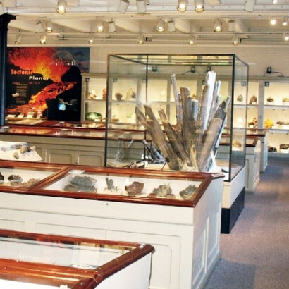 Earth & Planetary Sciences Gallery. Courtesy of Harvard Museum of Natural History