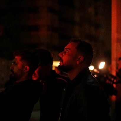 Il governo libanese e diversi Paesi della regione hanno condannato i raid, chiedendo il rispetto del diritto internazionale e un cessate il fuoco immediato. Foto di Megaphone, attacco del 6 aprile 2026 sulla capitale Beirut, Libano