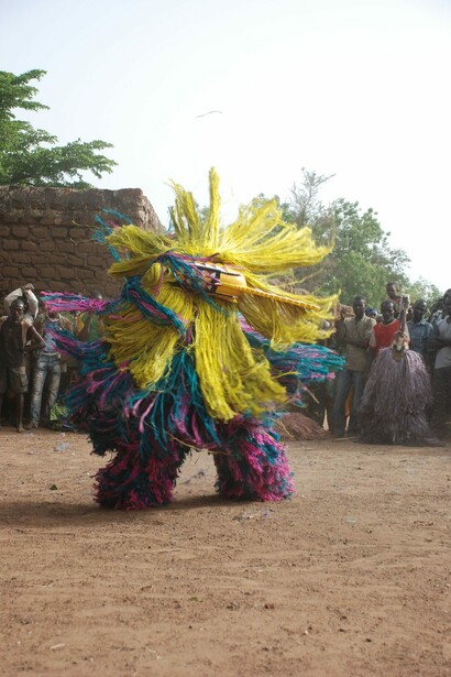A Kimi mask (headpiece carved by David Sanou in the studio of André Sanou) dancing in Nasso, Burkina Faso (detail), April 22, 2015. Courtesy of the Frist Art Museum
