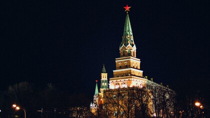 O Kremlin, na cidade de Moscou