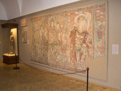 The Culture and Art of Central Asia, Exhibition view. Courtesy of The State Hermitage Museum