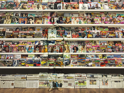 Liu Bolin, Switzerland Magazine, Courtesy galerie Magda Danysz