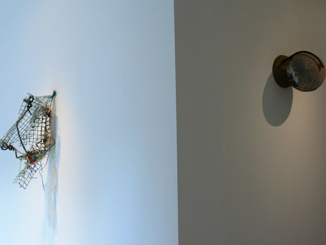 Bailando en Casa del Trompo, Exhibition view. Courtesy of Diana Lowenstein Gallery