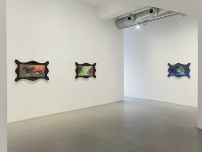 Chiara Dynys. Look Afar, exhibition view. Courtesy of M77 Gallery