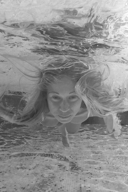 Paul Cadden, Place to Be, pencil on paper, 55 x 55 cm