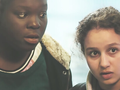 Through their on-screen chemistry, Amamra and Lukumuena bring to life the complex dynamics of friendship, the consequences of societal pressures, and the stark choices that shape their characters' destinies