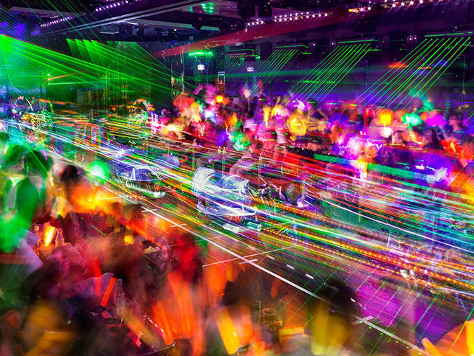 Robot Restaurant, Tokyo (TV14628), 2014 ©Matthew Pillsbury / Courtesy of Benrubi Gallery, NYC