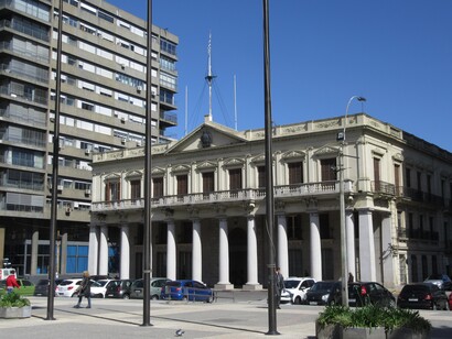 Fue sede del Poder Ejecutivo de Uruguay desde 1880 hasta 1985. Hoy es la sede protocolar del Gobierno. 2016, Palacio Estevez Montevideo, Uruguay