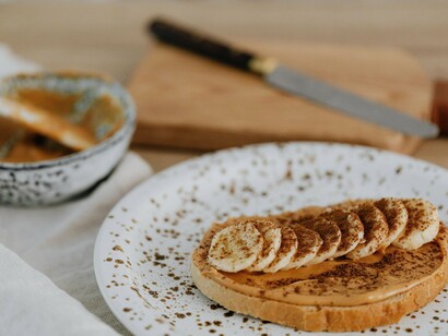 Agora, se você quiser ir mais longe e mais além nos delirantes e "seduzentes" sabores que a nossa atriz principal pode lhe proporcionar, eu te aconselho a fechar os olhos e mergulhar de cabeça numa intensa aventura chamada comilança. Que tal um Nego Bom?
