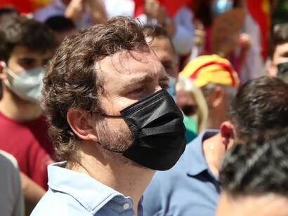 Iván Espinosa de los Monteros, diputado de Vox y vicesecretario de Relaciones Internacionales del partido, en la manifestación contra los indultos