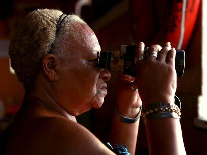 Virginia de Medeiros, manilas bar – casa da marinalva - da série em torno dos meus marítimos, 2014, fotografia e vídeo, 4 fotografias 50 x 70 cm cada e um vídeo 8”55’