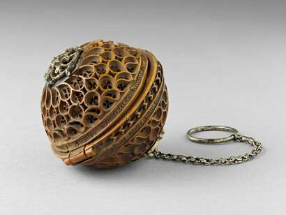 Small Wonders, Exhibition view. Courtesy of Art Gallery of Ontario