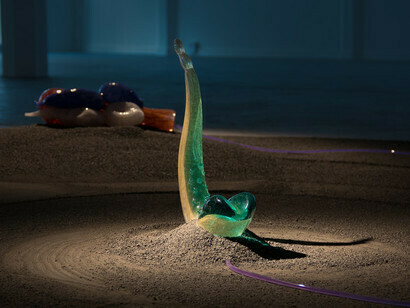 Pneuma, 2020, detail of glass sculpture at Löwenbräukunst Contemporary Art Center, Zurich, © Christian Fogarolli