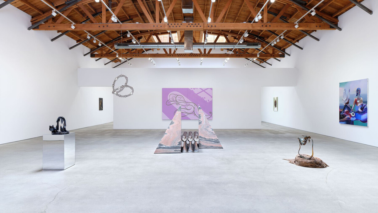 Various artists, Summerlove sensation, exhibition view. Courtesy of Galerie Perrotin