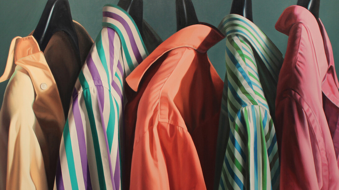 Alberto Magnani, Camicie in Fila, 2012, Olio su tela, 100x130 cm. 
