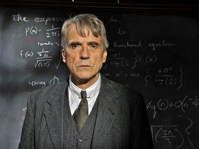 Jeremy Irons em O homem que viu o infinito