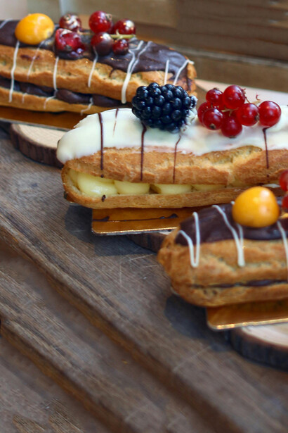 No século XIX, a boudoir francesa se populariza  e conquista a França, ganhando fama como base para tortas e sobremesas requintadas como o tiramisu