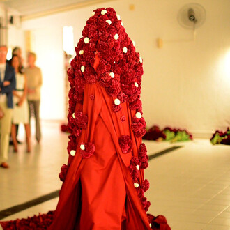 Guler Ates, Flower Performance, Rio de Janeiro April 2014