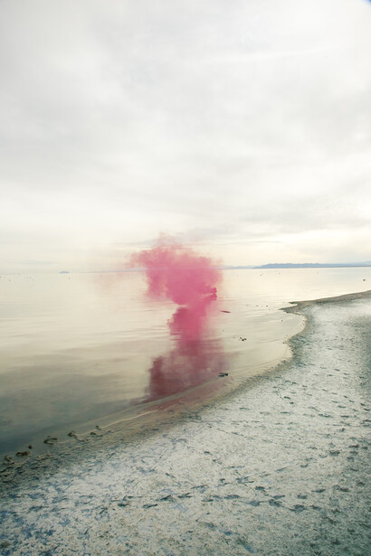 Filippo Minelli, Shape US/AT, 2014 © Filippo Minelli. Image courtesy of Huxley-Parlour Gallery