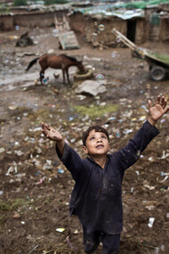 A little Afghan refugee