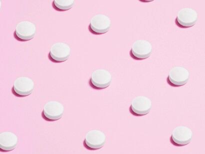 Paracetamol is commonly used for a variety of acute and chronic conditions
