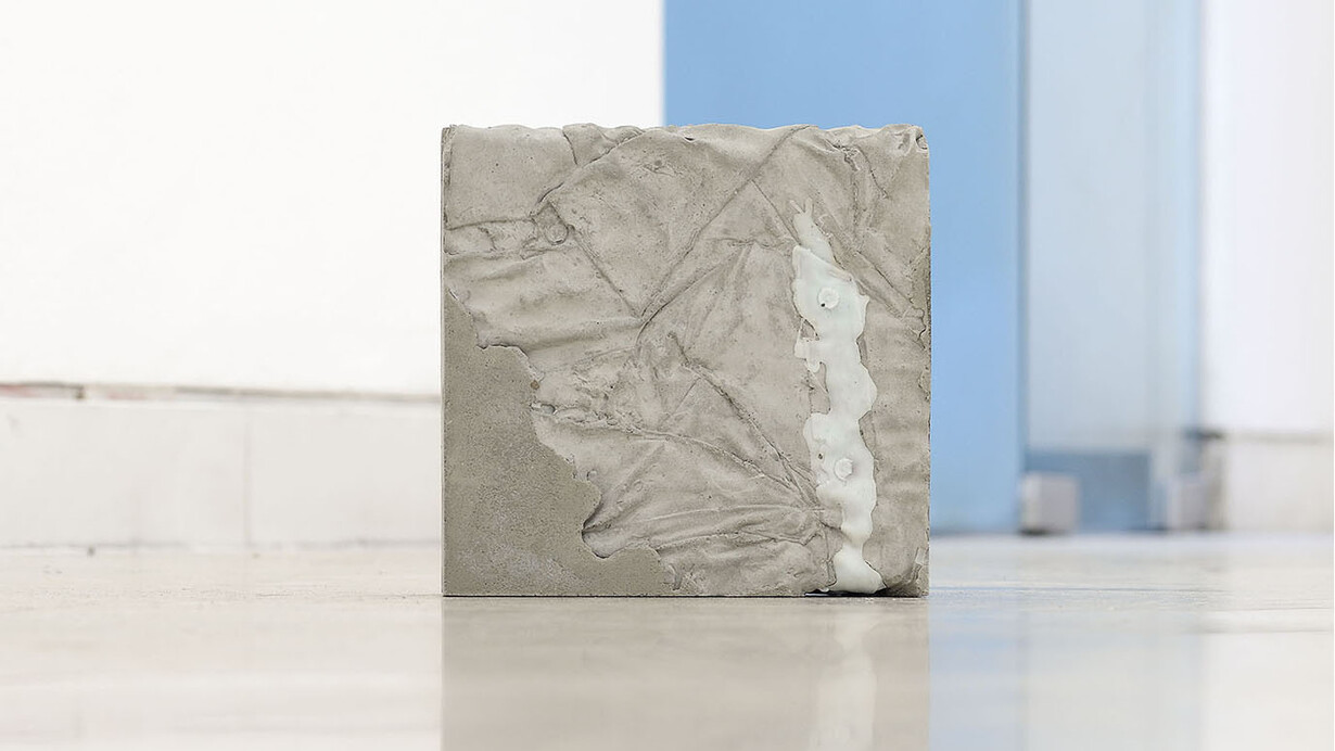 Rowena Harris, Searching for a sense of balance (part 2), 2015, concrete, silicon rubber, 21 x 21 x 9 cm