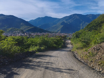 La ciudad de Quillabamba, en Perú, es un importante centro agrícola, destacándose por su producción de café y caña de azúcar