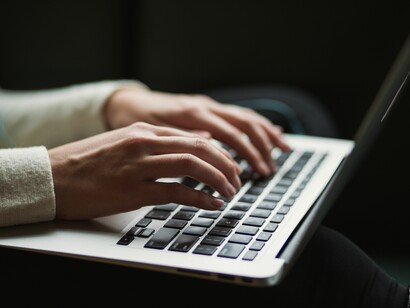 La scrittura digitale non contiene nulla che possa lasciare traccia di noi