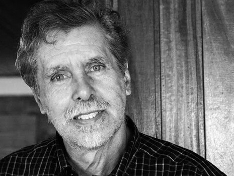 Ronald Bonilla, fundador del Grupo de Poesía Poiesis