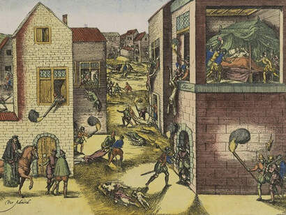 Grabado del siglo XVI en el que se ve el atentado contra Coligny (abajo a la izquierda) y su muerte durante la masacre de San Bartolomé