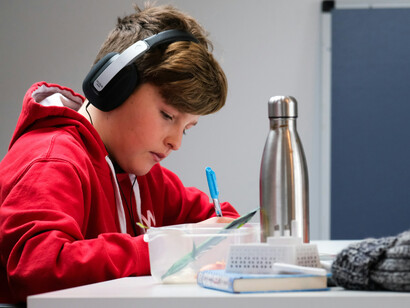 A sobrecarga de informações é um desafio enfrentado diariamente. Saiba como filtrar e utilizar esses dados para construir conhecimento sólido
