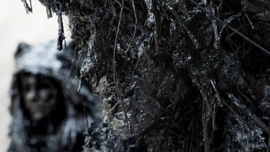 Nicola Hicks, Dressed for the Woods II, 2013, [detail], plaster (to be cast in bronze), edition 3, 79 x 71 x 71 inches, © Nicola Hicks, courtesy of Flowers Gallery