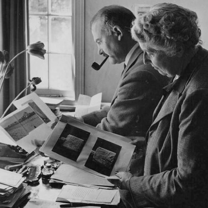 Agatha Christie e Max Mallowan nella loro Winterbrook House, 1950