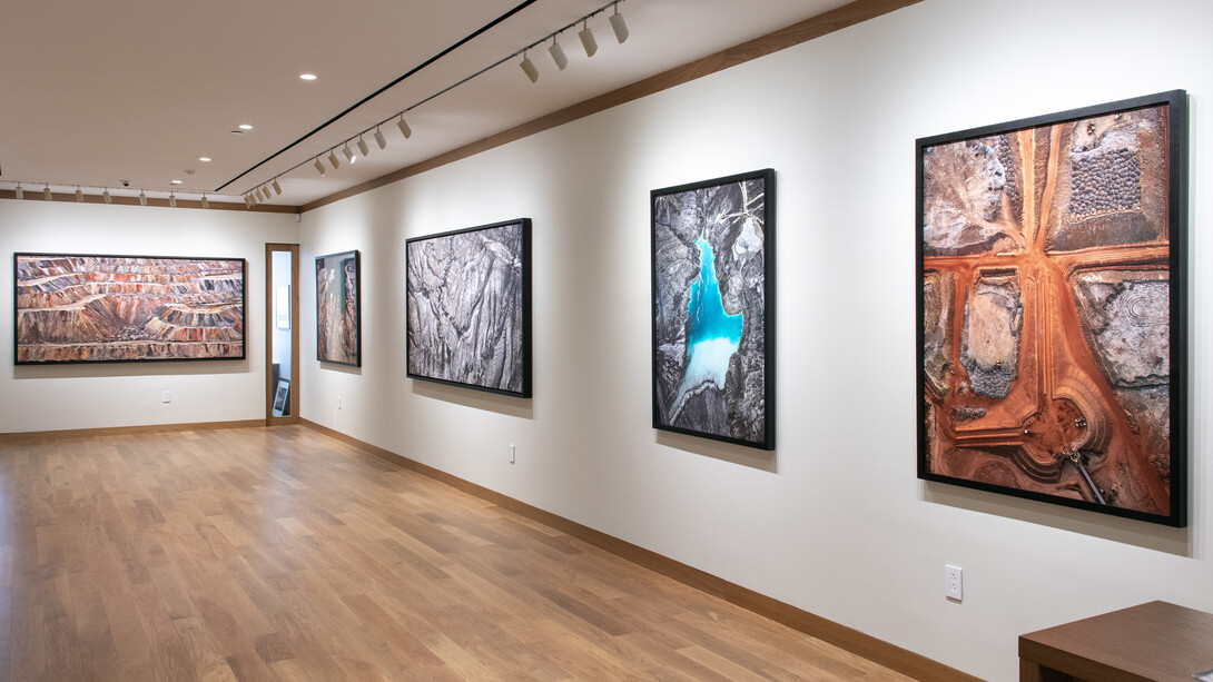 Edward Burtynsky, Natural commodities, exhibition view. Courtesy of Howard Greenberg Gallery