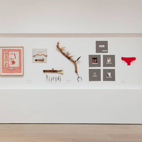 Jimmie Durham, Exhibition view. Courtesy of Hammer Museum 