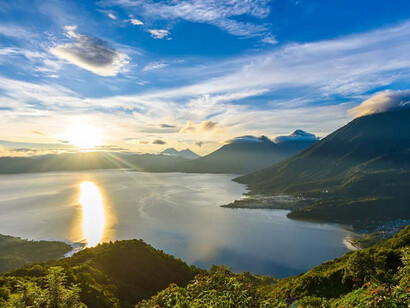 Lago de Atitlán, el cuerpo de agua más grande de Guatemala