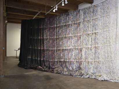 2.7°. Courtesy of Carrie Secrist Gallery