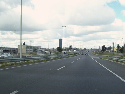 Superposición de la Ruta Provincial 2 (Autovía 2) y la Ruta Provincial 36 en la localidad El Pato, partido de Berazategui, Provincia de Buenos Aires, Argentina