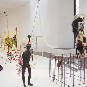 Henk Visch, Exactly how I remembered it, 2014.
Installation de 58 œuvres exposées au Middelheimmuseum, Anvers, Belgique.
© Adagp Paris 2015 / © Henk Visch.
Photo Henk Visch.